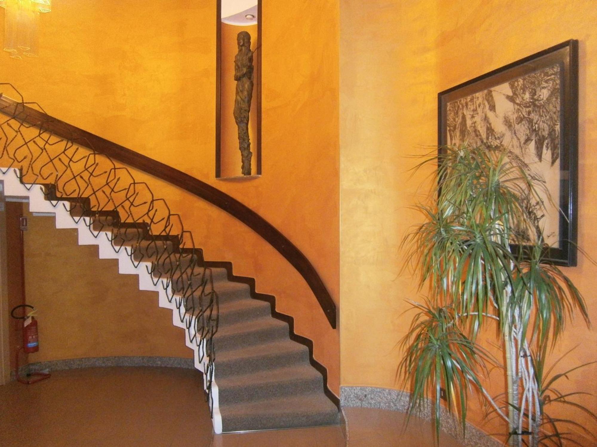 Hotel Corona Termoli Buitenkant foto